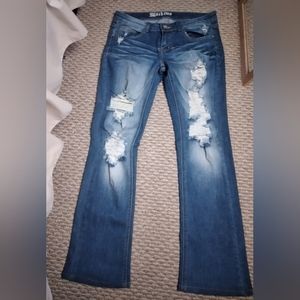 Machine distress jeans